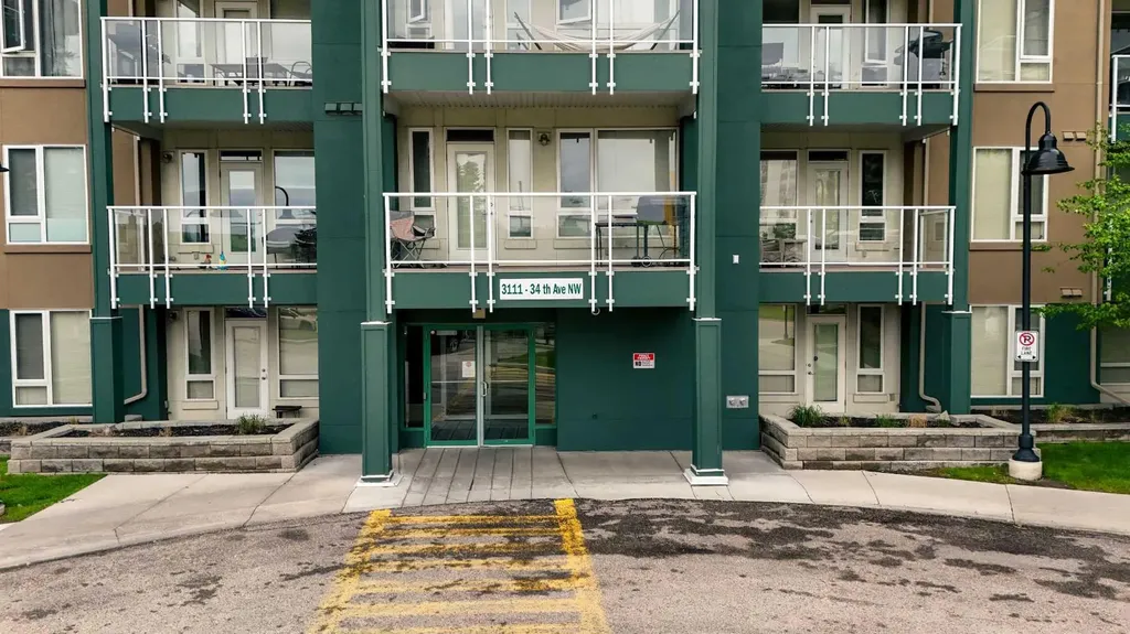 3111 34 Avenue NW Calgary AB T2N 4V8