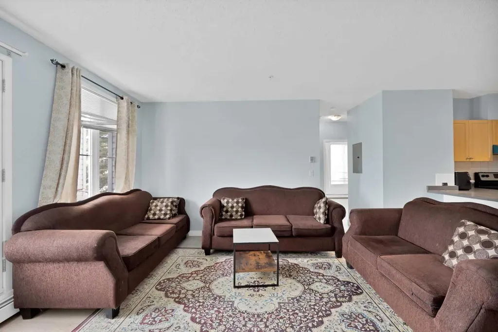 333 Taravista Drive NE Calgary AB T3J0H4