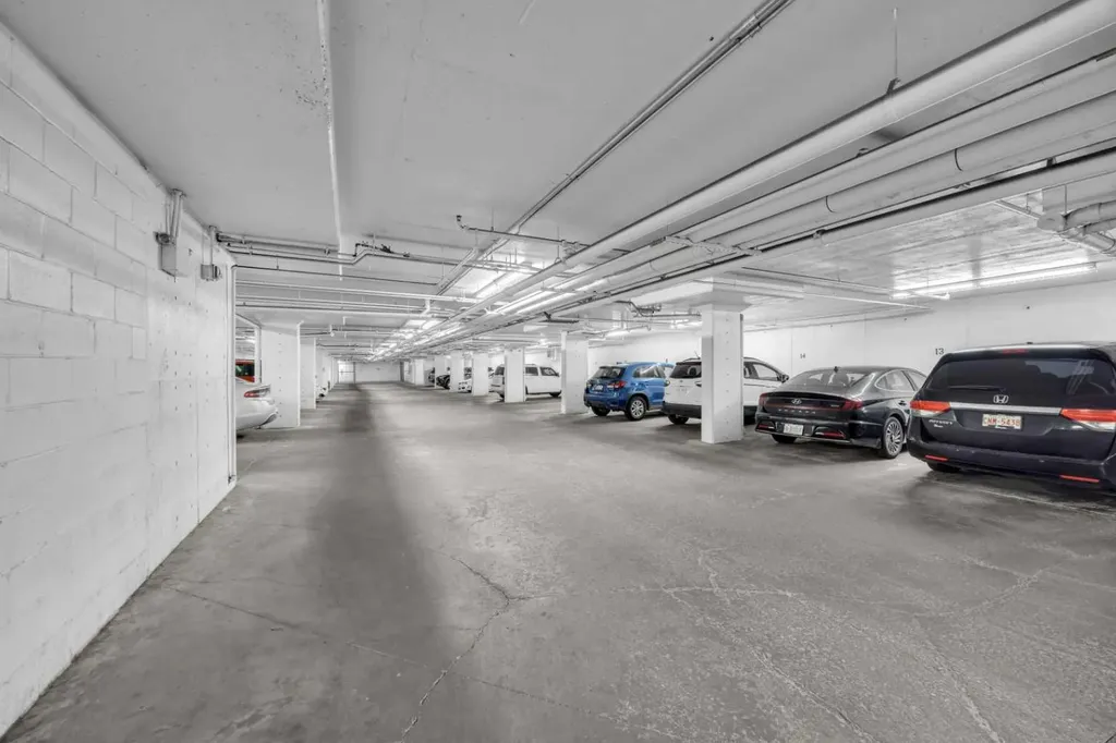 333 Taravista Drive NE Calgary AB T3J0H4