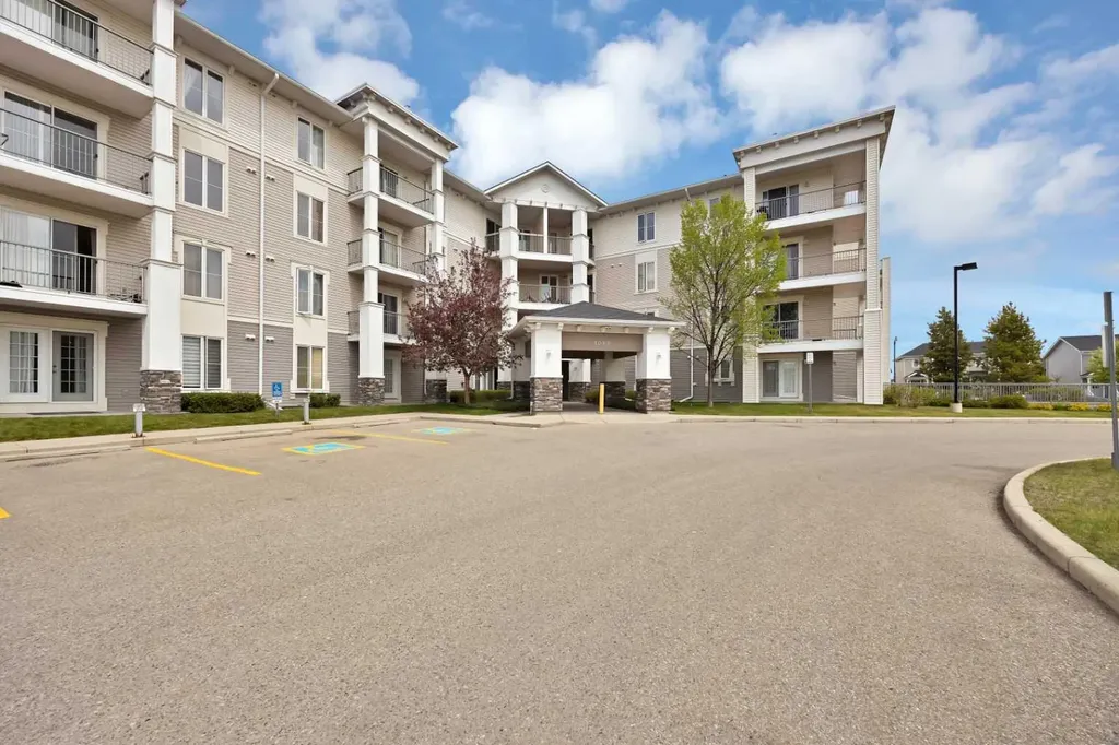 333 Taravista Drive NE Calgary AB T3J0H4