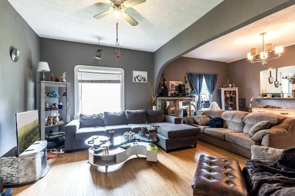 1134 Ross Street SE Medicine Hat AB T1A 0Y4