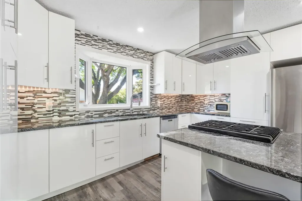 1019 Lysander Drive SE Calgary AB T2C 1R8