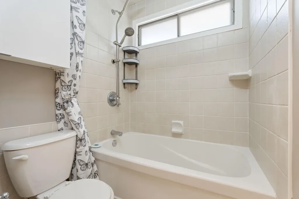 1019 Lysander Drive SE Calgary AB T2C 1R8