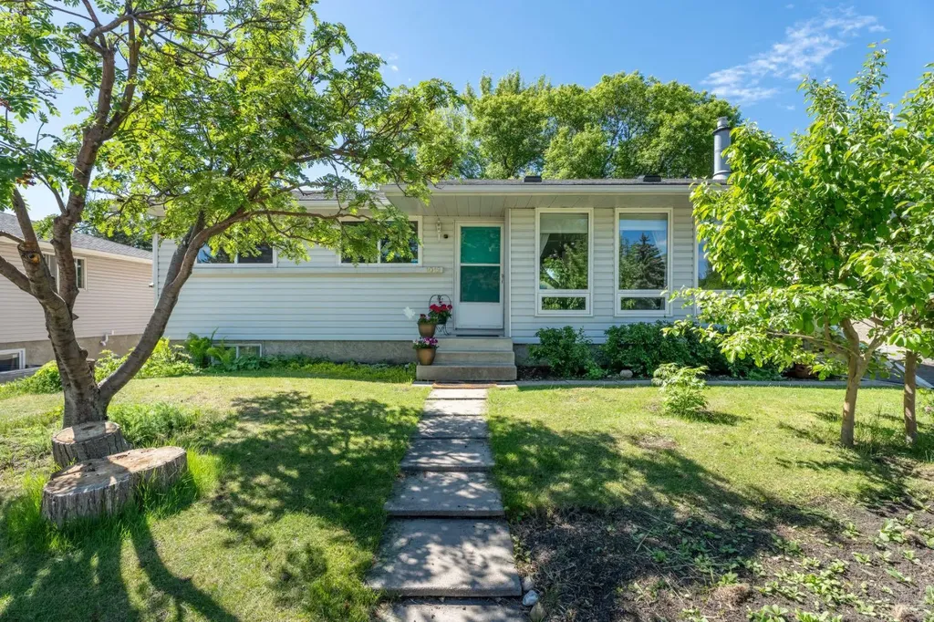 1019 Lysander Drive SE Calgary AB T2C 1R8