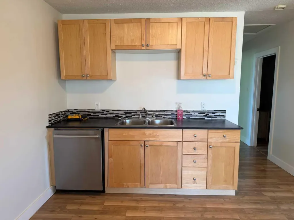 127 2 Avenue N Vauxhall AB T0K 2K0