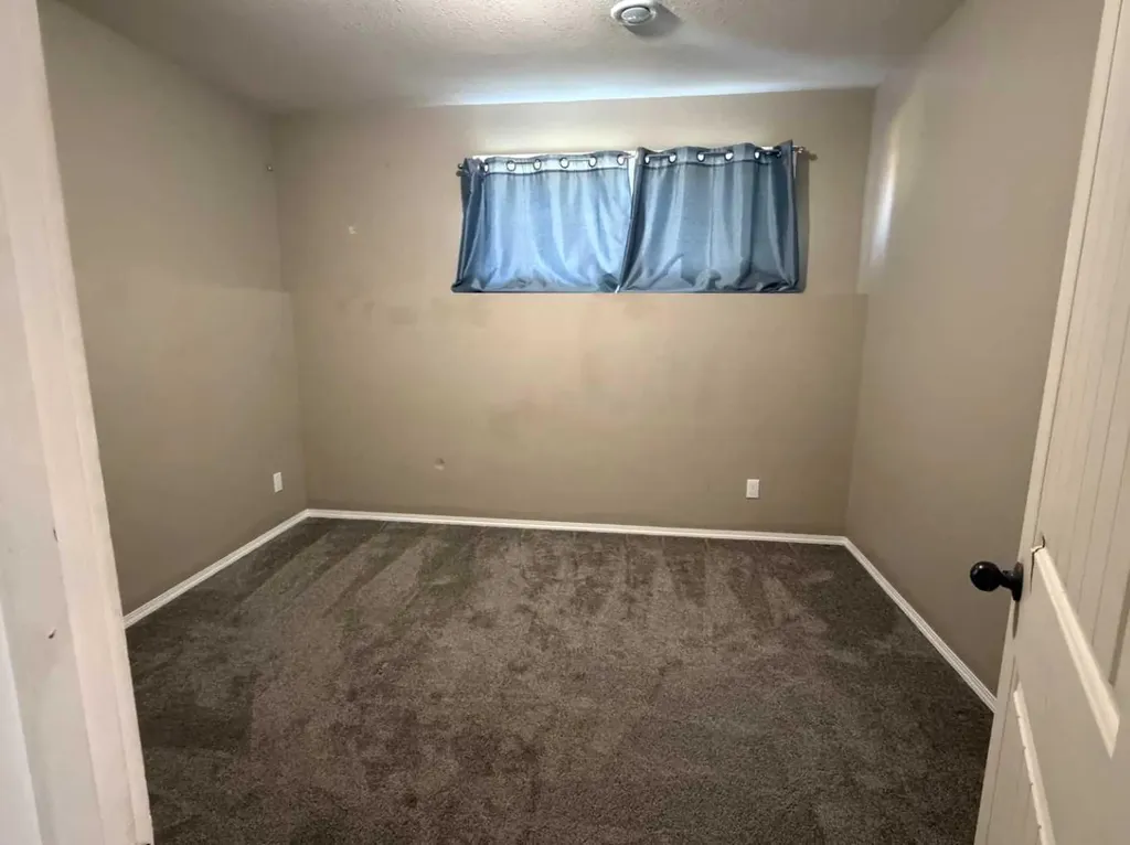 127 2 Avenue N Vauxhall AB T0K 2K0