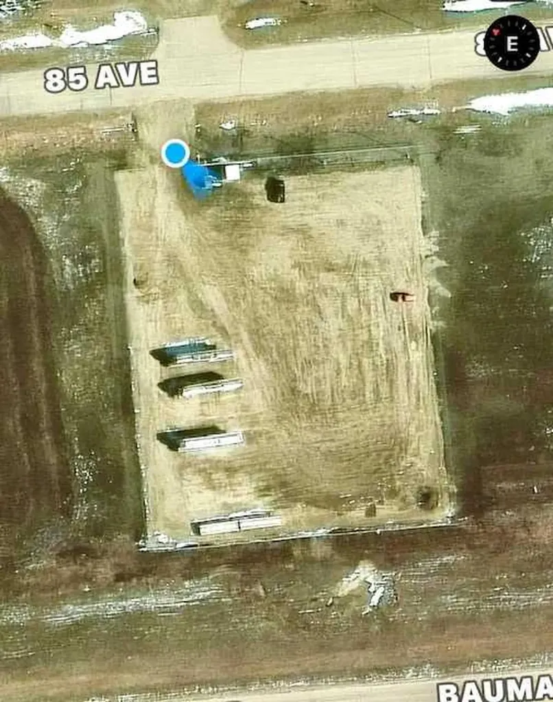 9309 85 Avenue Clairmont AB T8X 0S9