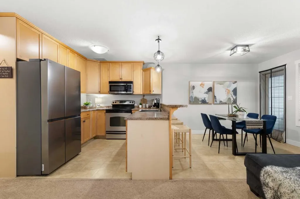 4 Sunwood Place SW Medicine Hat AB T1B4Y5