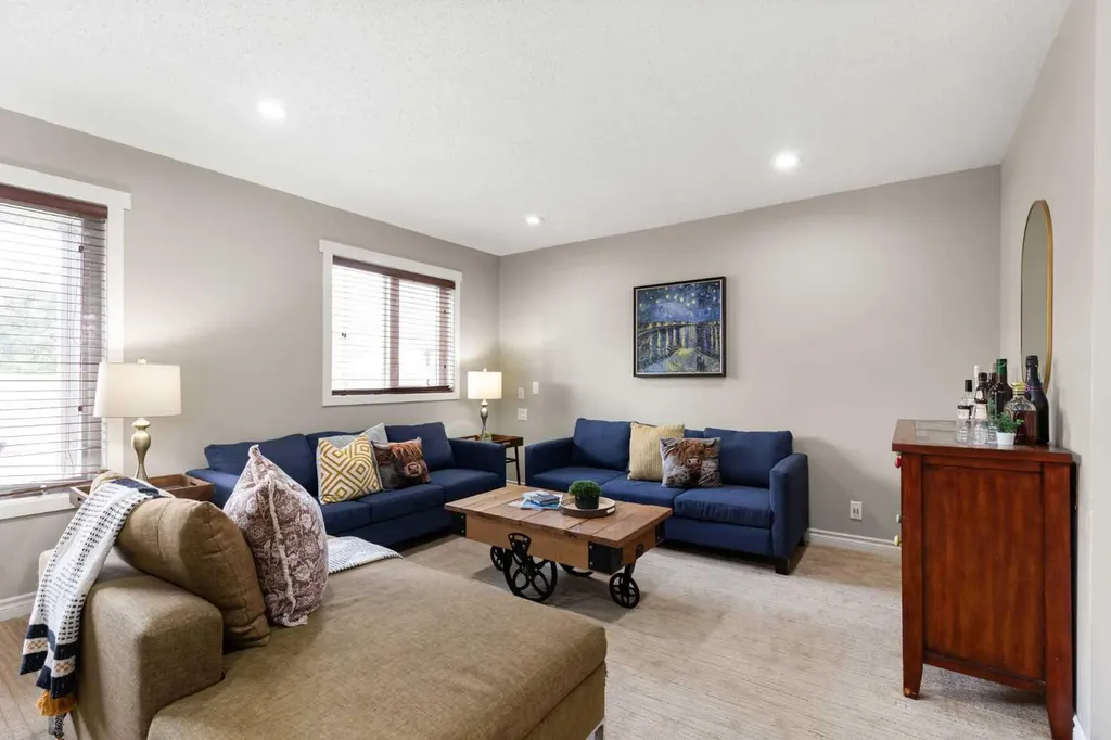 4 Sunwood Place SW Medicine Hat AB T1B4Y5