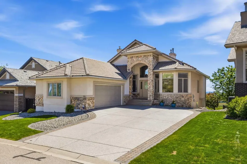 106 Gleneagles Estates Lane Cochrane AB T4C 2H7