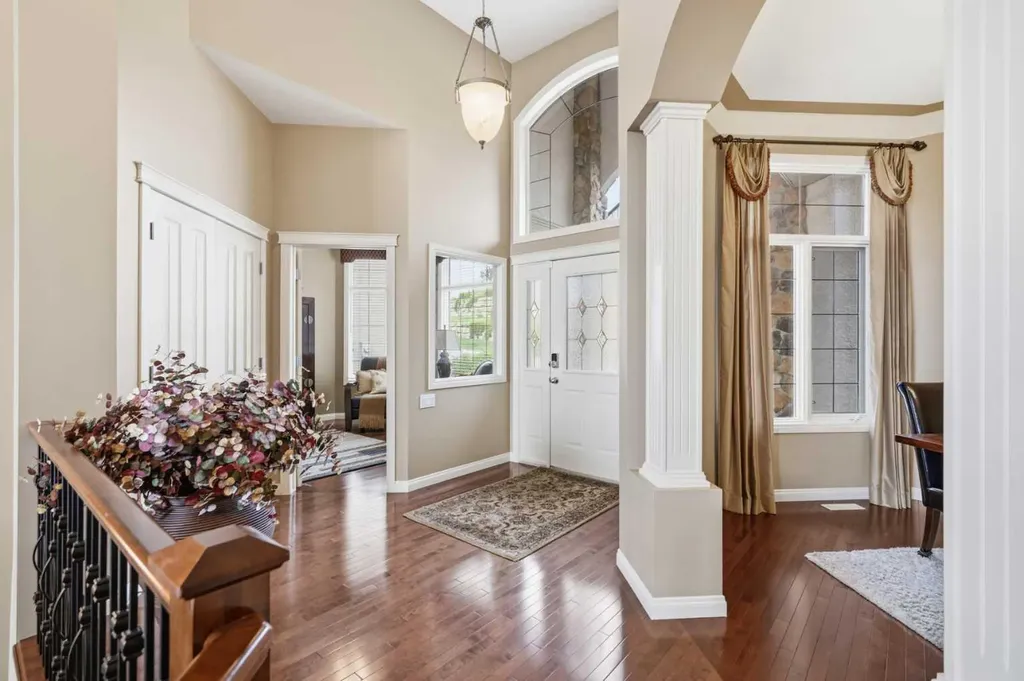 106 Gleneagles Estates Lane Cochrane AB T4C 2H7