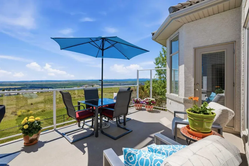 106 Gleneagles Estates Lane Cochrane AB T4C 2H7