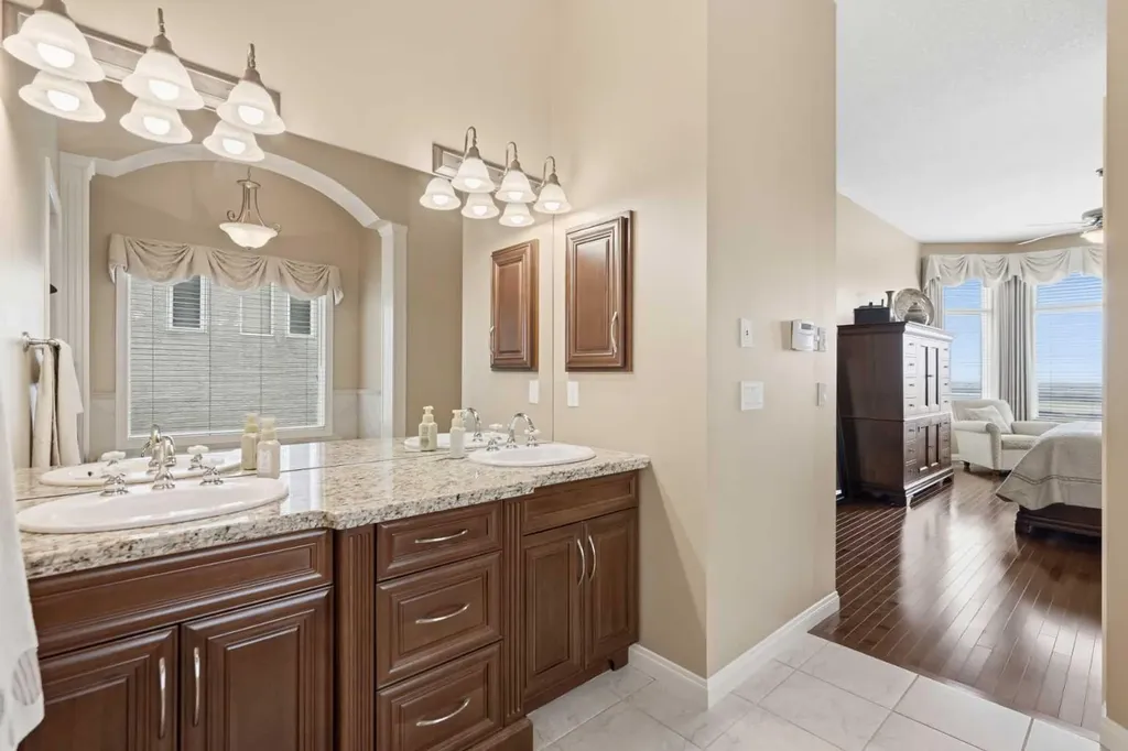 106 Gleneagles Estates Lane Cochrane AB T4C 2H7