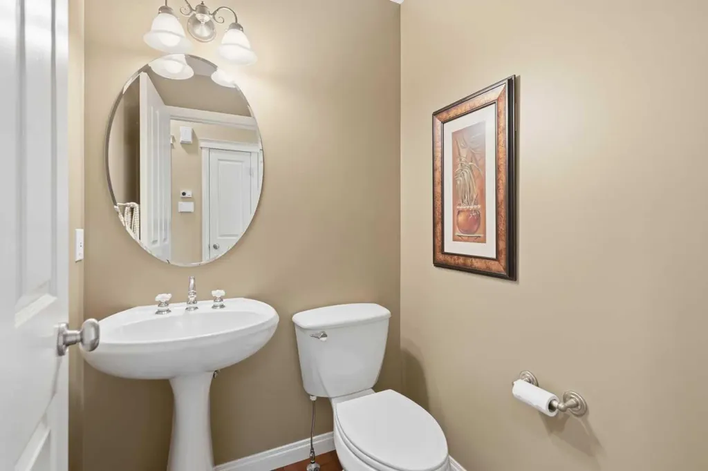 106 Gleneagles Estates Lane Cochrane AB T4C 2H7