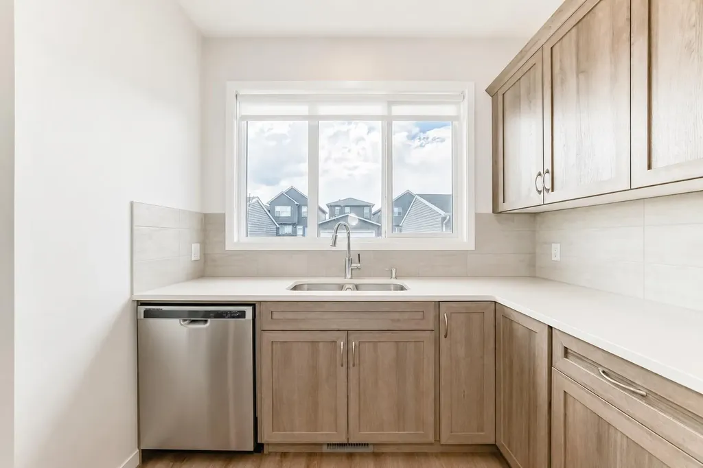 571 Seton Circle SE Calgary AB T3M 3G8