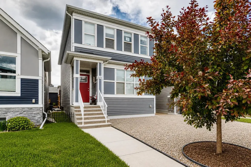 571 Seton Circle SE Calgary AB T3M 3G8