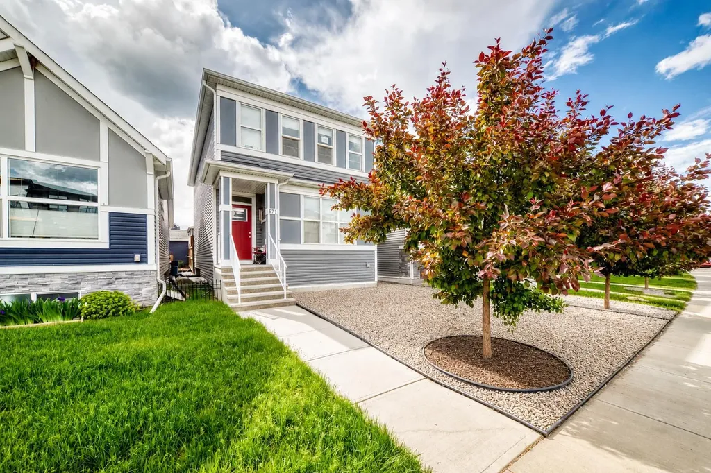 571 Seton Circle SE Calgary AB T3M 3G8