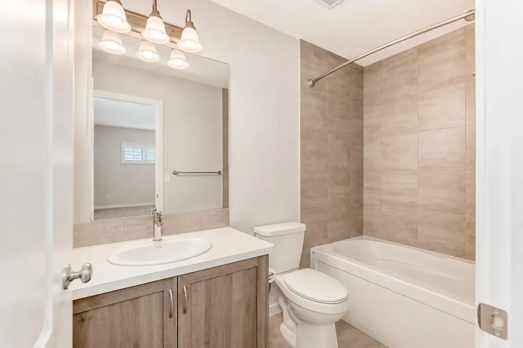 571 Seton Circle SE Calgary AB T3M 3G8