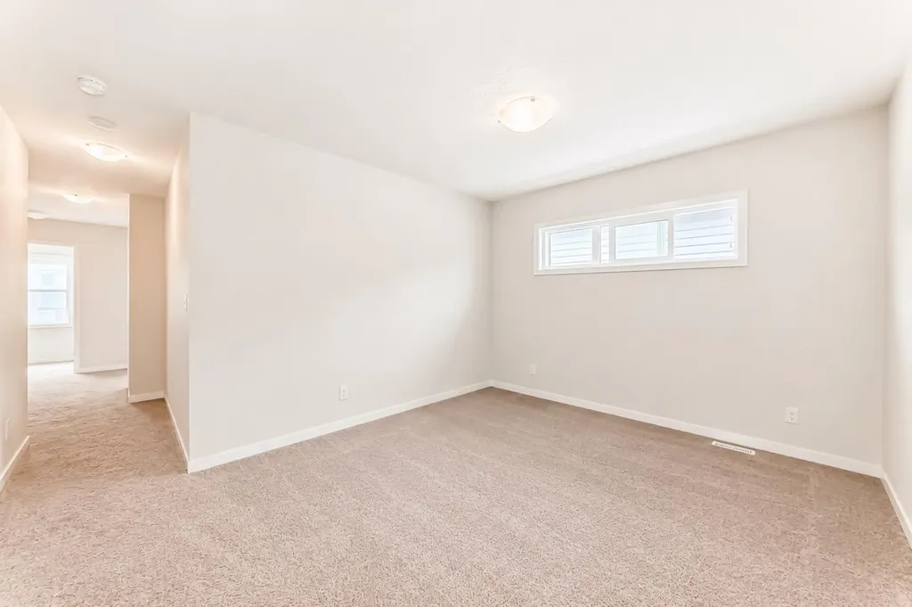 571 Seton Circle SE Calgary AB T3M 3G8