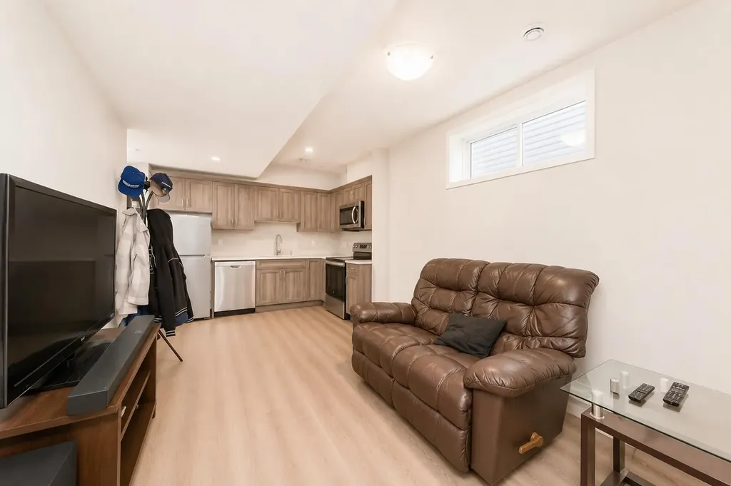 571 Seton Circle SE Calgary AB T3M 3G8