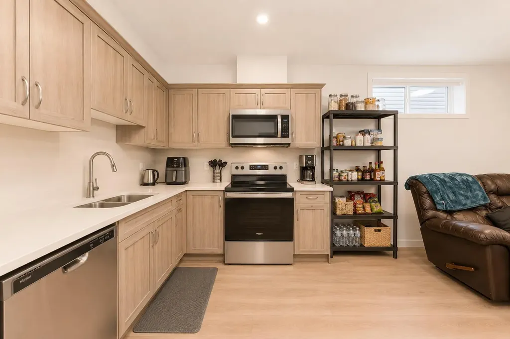 571 Seton Circle SE Calgary AB T3M 3G8