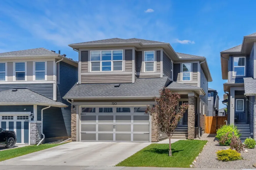 720 Midtown Drive SW Airdrie AB T4B 4K5