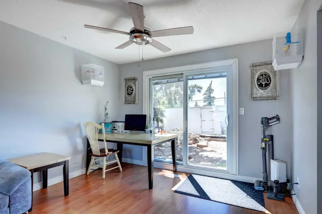 131 Dovertree Place SE Calgary AB T2B 2K3