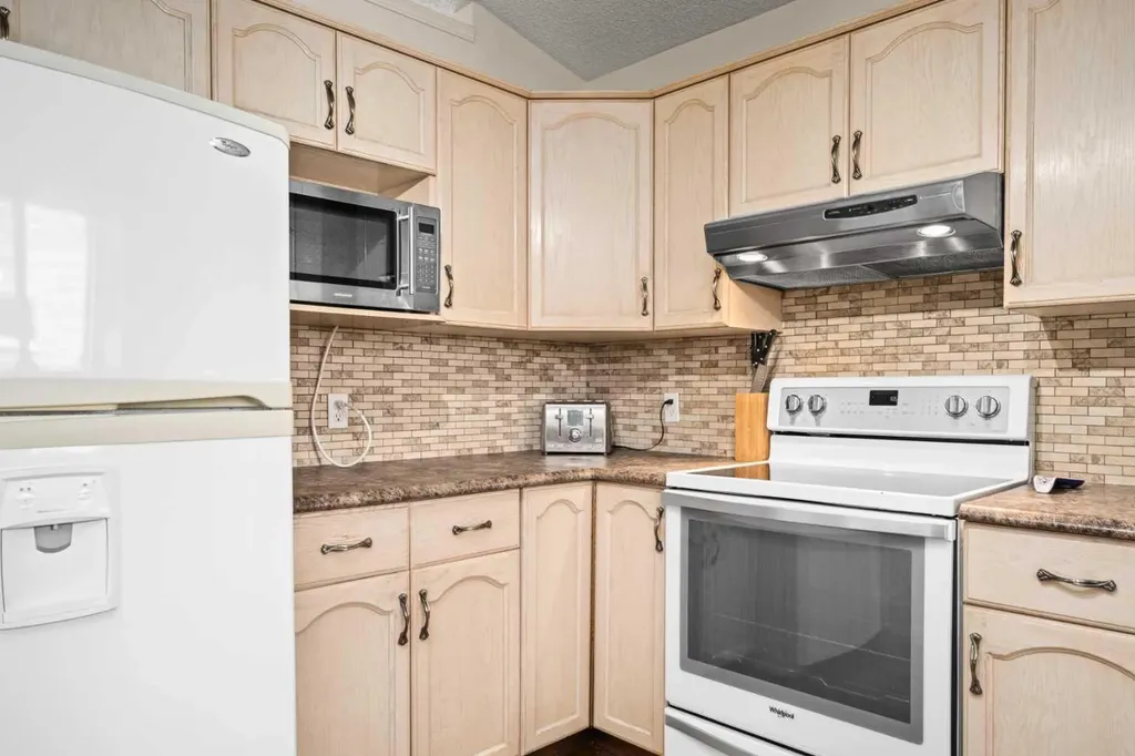 233 Coverdale Road NE Calgary AB T3K 4J5