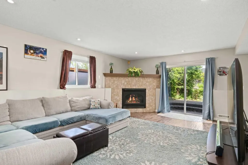 233 Coverdale Road NE Calgary AB T3K 4J5