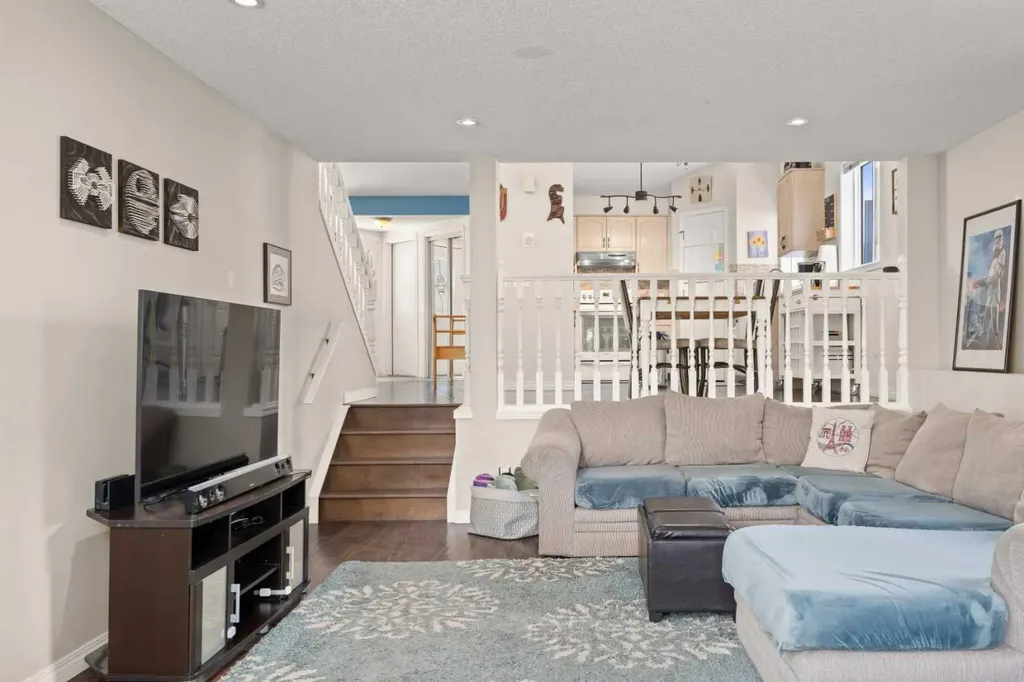 233 Coverdale Road NE Calgary AB T3K 4J5