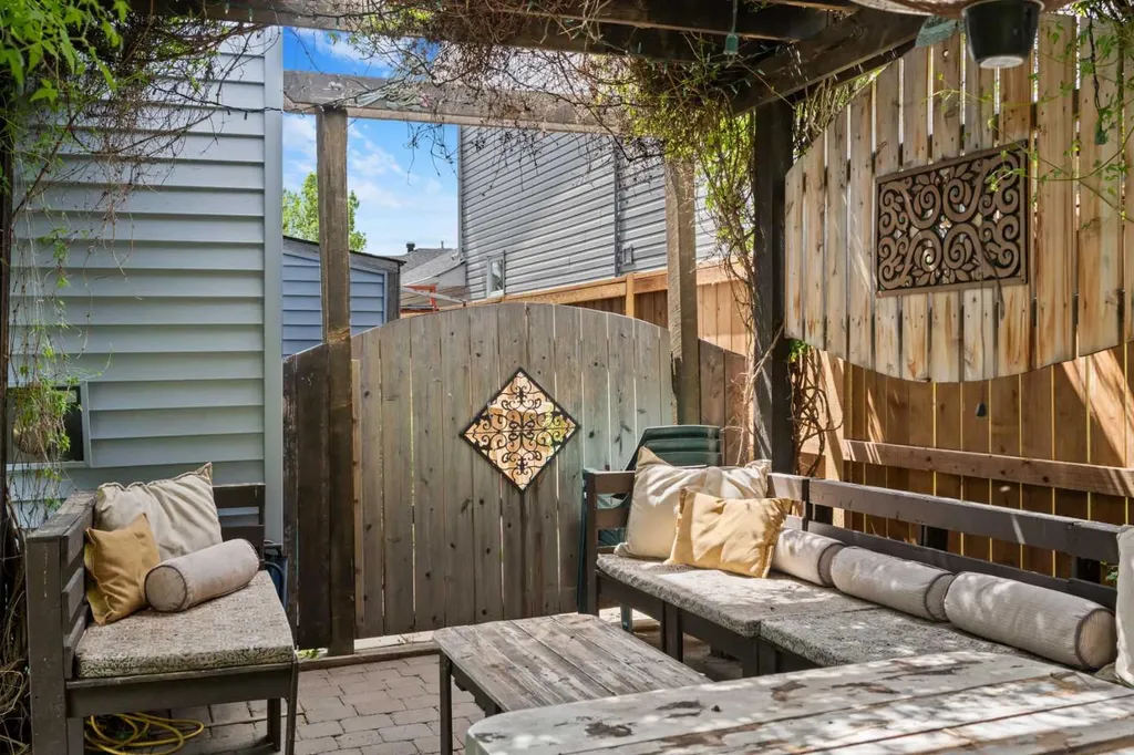 233 Coverdale Road NE Calgary AB T3K 4J5