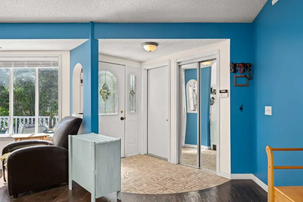 233 Coverdale Road NE Calgary AB T3K 4J5