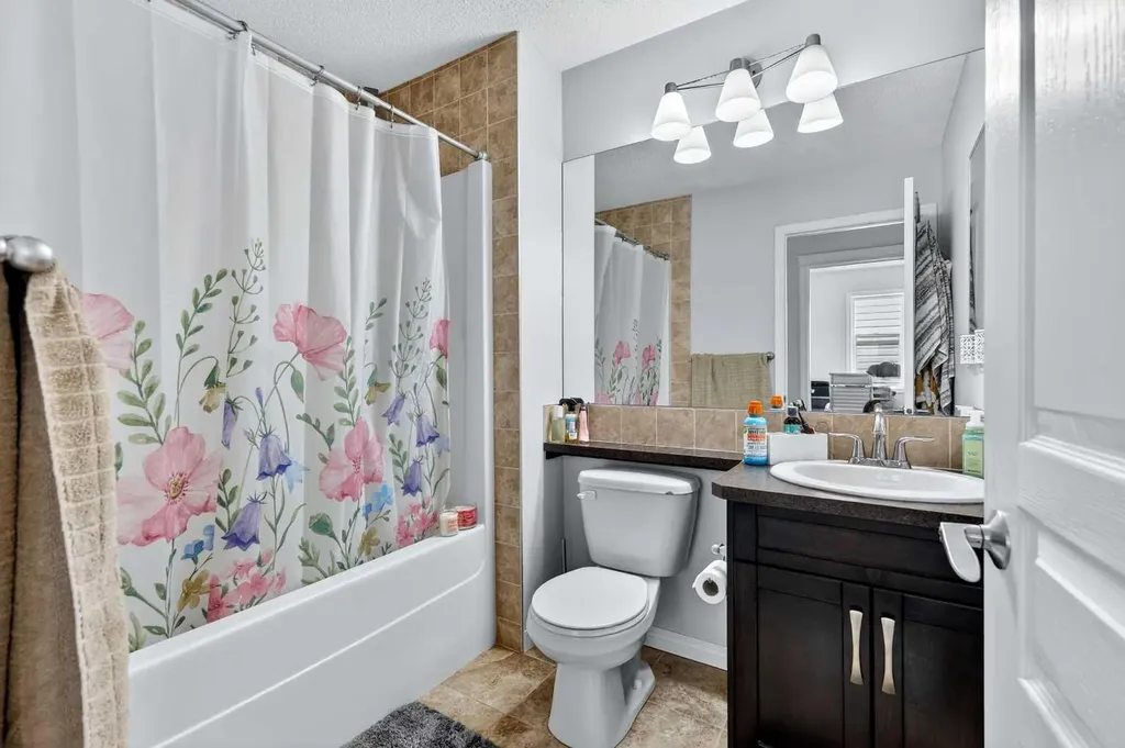 58 Auburn Crest Green SE Calgary AB T3M 0Z2