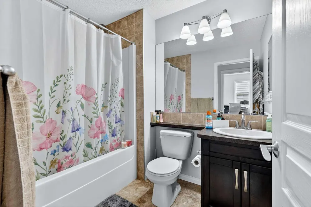 58 Auburn Crest Green SE Calgary AB T3M 0Z2