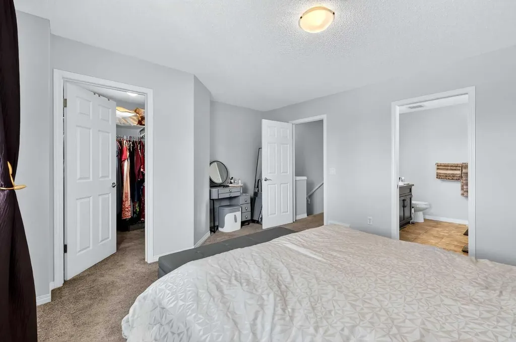 58 Auburn Crest Green SE Calgary AB T3M 0Z2