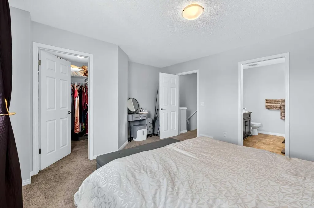 58 Auburn Crest Green SE Calgary AB T3M 0Z2