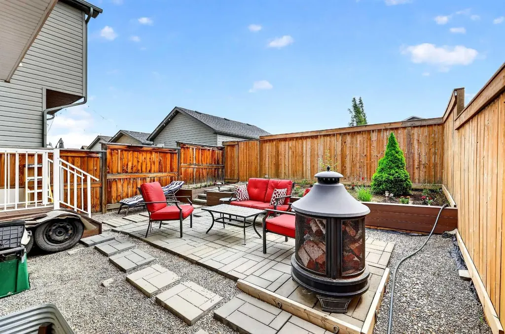 58 Auburn Crest Green SE Calgary AB T3M 0Z2