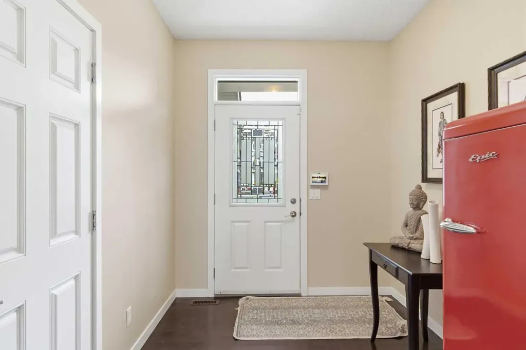 414 River Heights Crescent Cochrane AB T4C 0T9