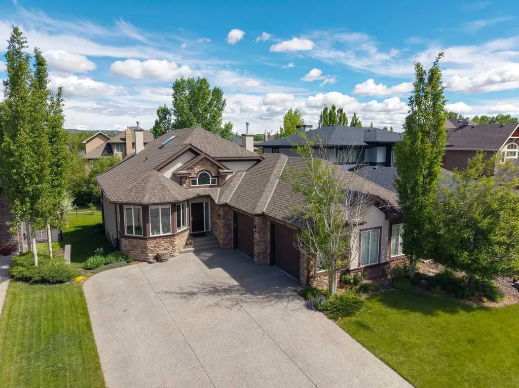 51 Lott Creek Landing Rural Rocky View County AB T2Z 3V4
