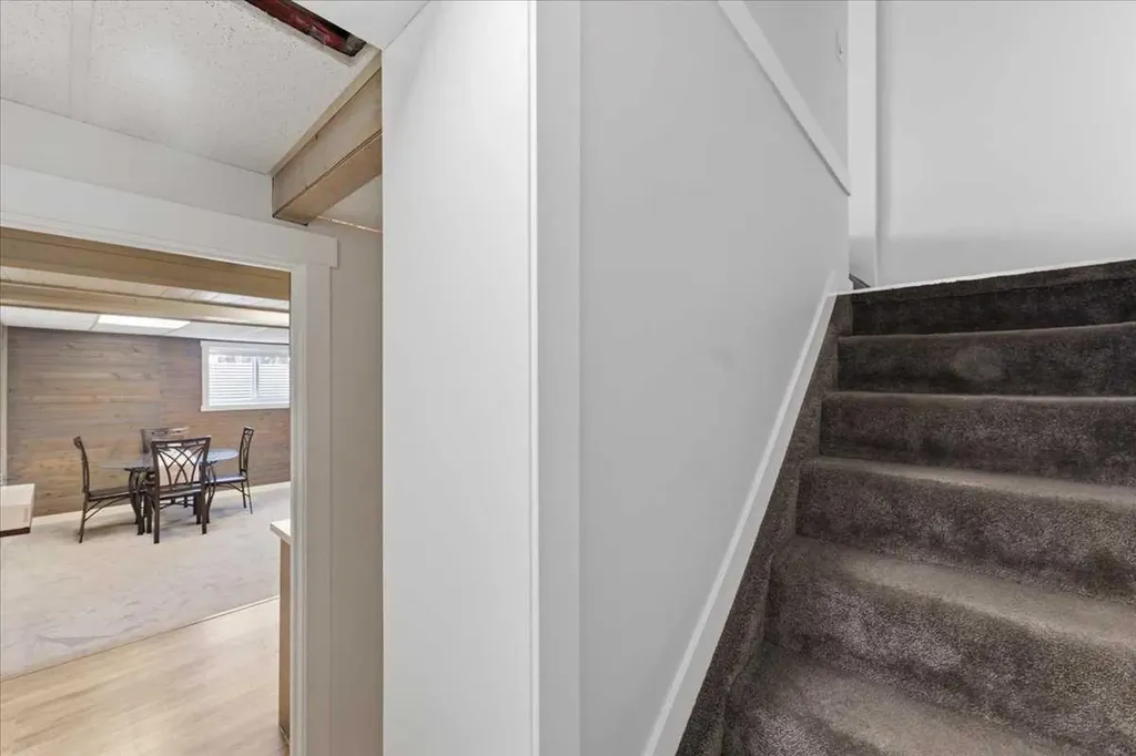 6603 Malvern Road NE Calgary AB T2A 5C3