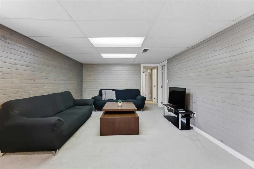 6603 Malvern Road NE Calgary AB T2A 5C3
