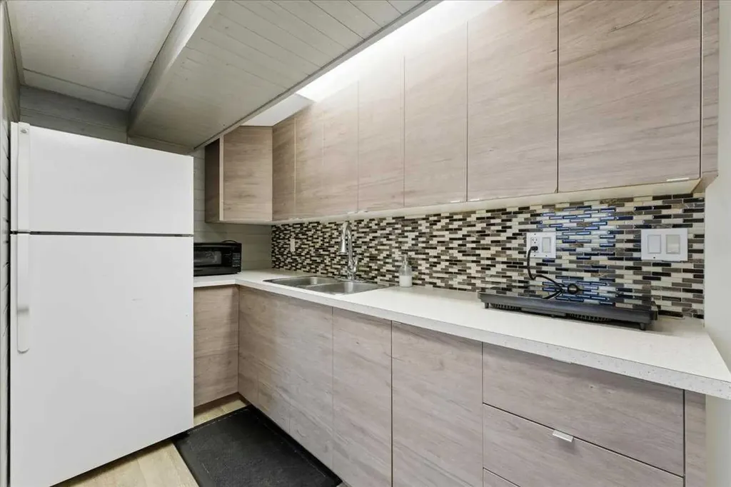 6603 Malvern Road NE Calgary AB T2A 5C3