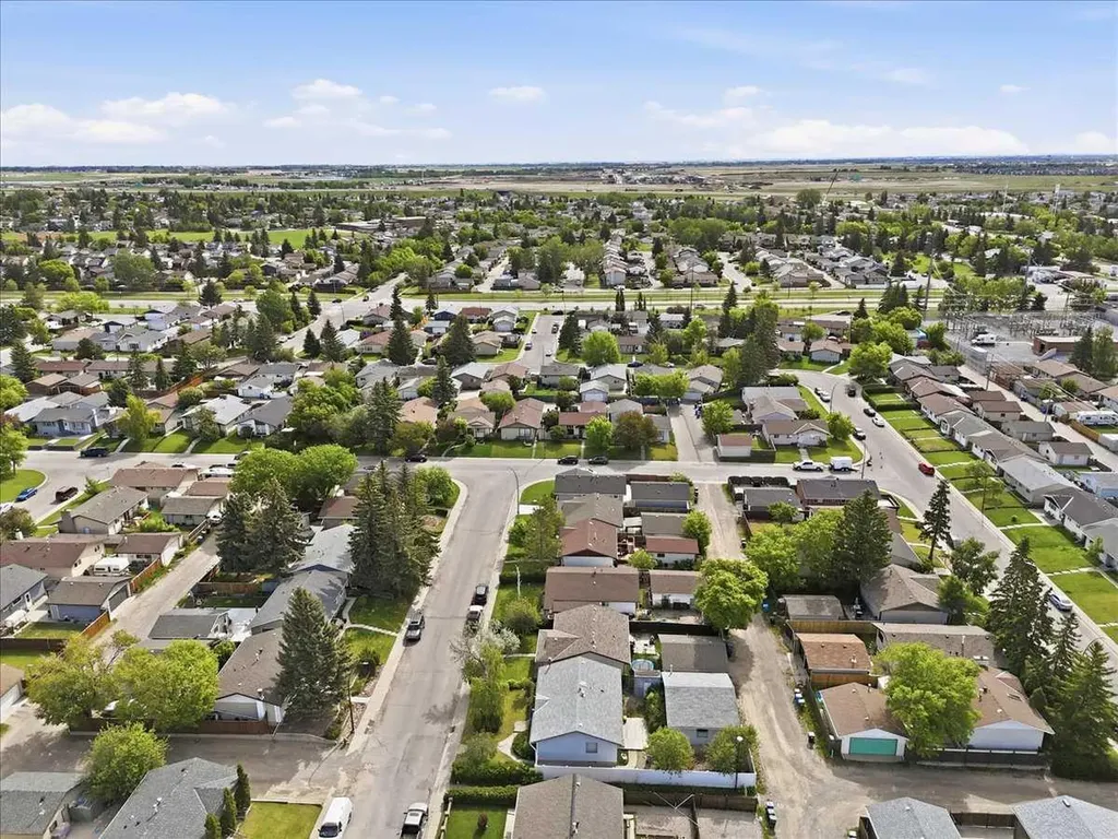 6603 Malvern Road NE Calgary AB T2A 5C3
