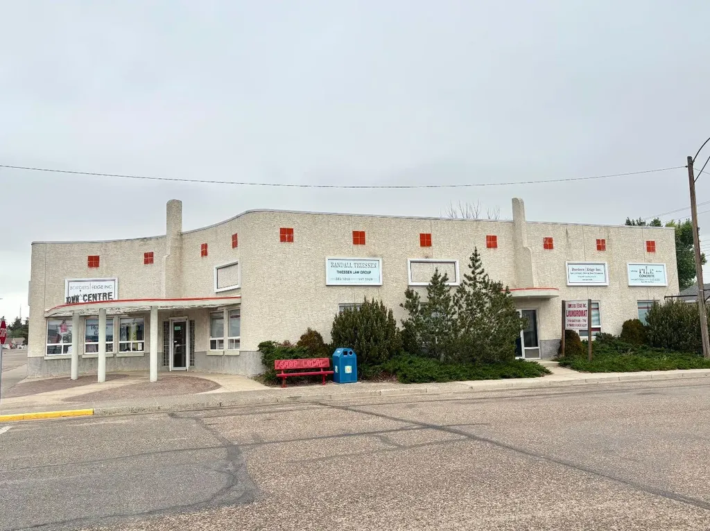 204 Main Street NE Milk River AB T0K 1M0