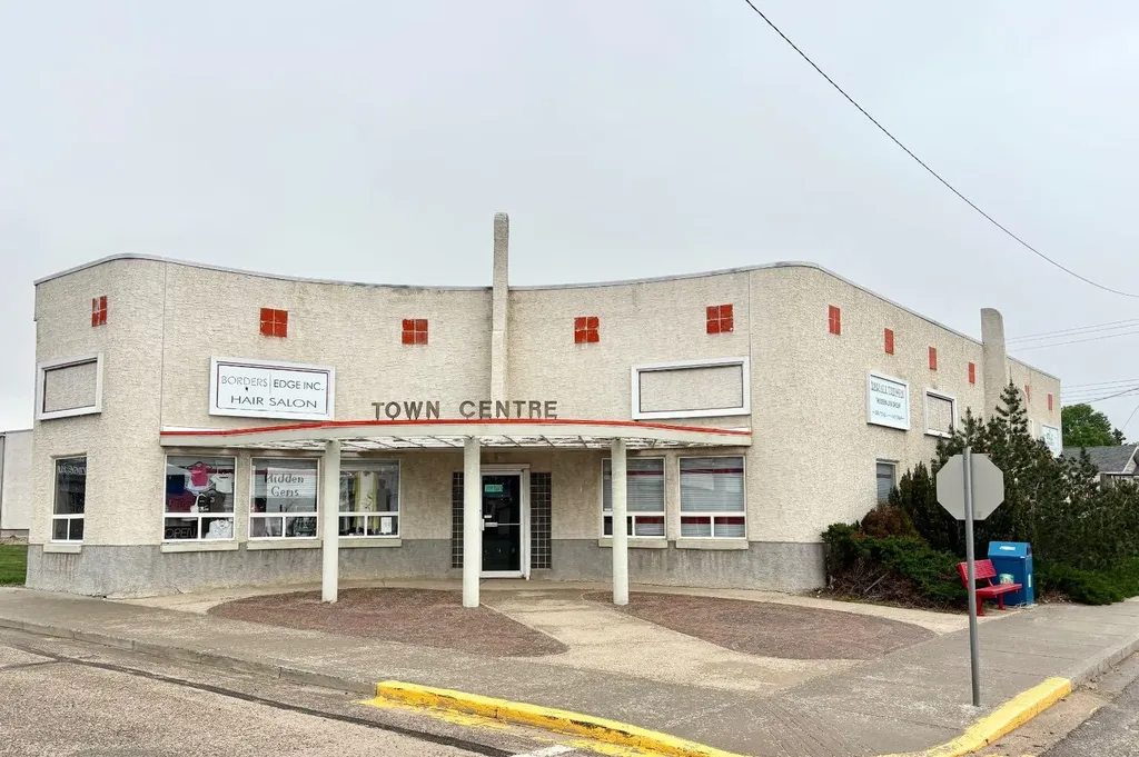 204 Main Street NE Milk River AB T0K 1M0