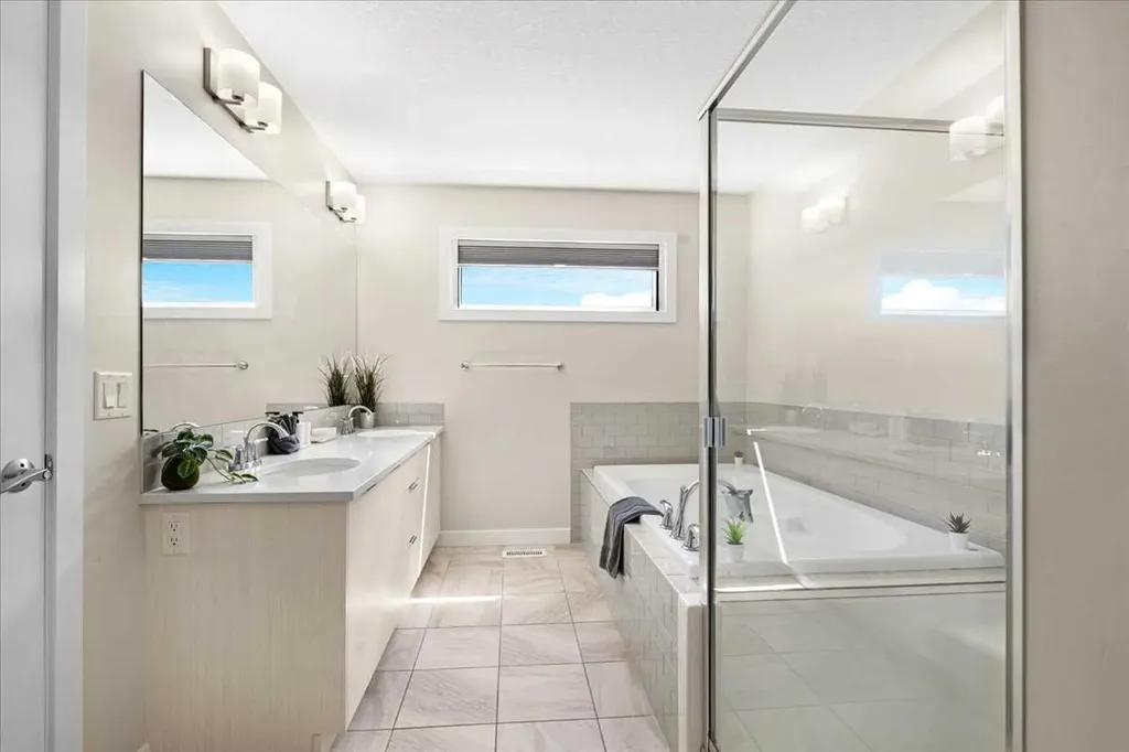 89 Sage Bluff Rise NW Calgary AB T3R 1T4