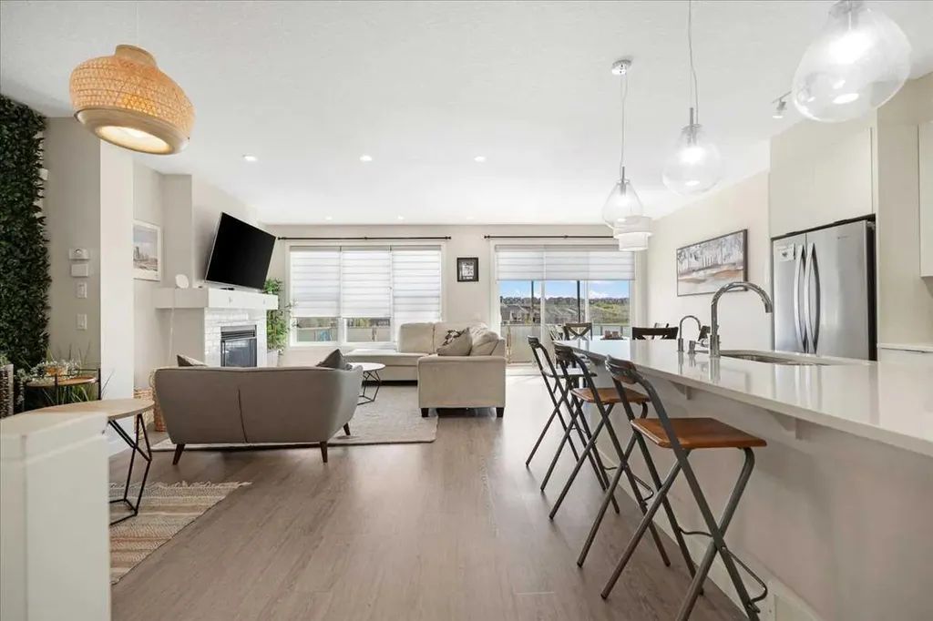 89 Sage Bluff Rise NW Calgary AB T3R 1T4