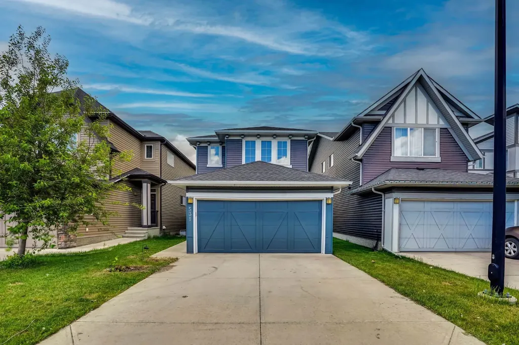 531 Evansborough Way NW Calgary AB T3P 0M8
