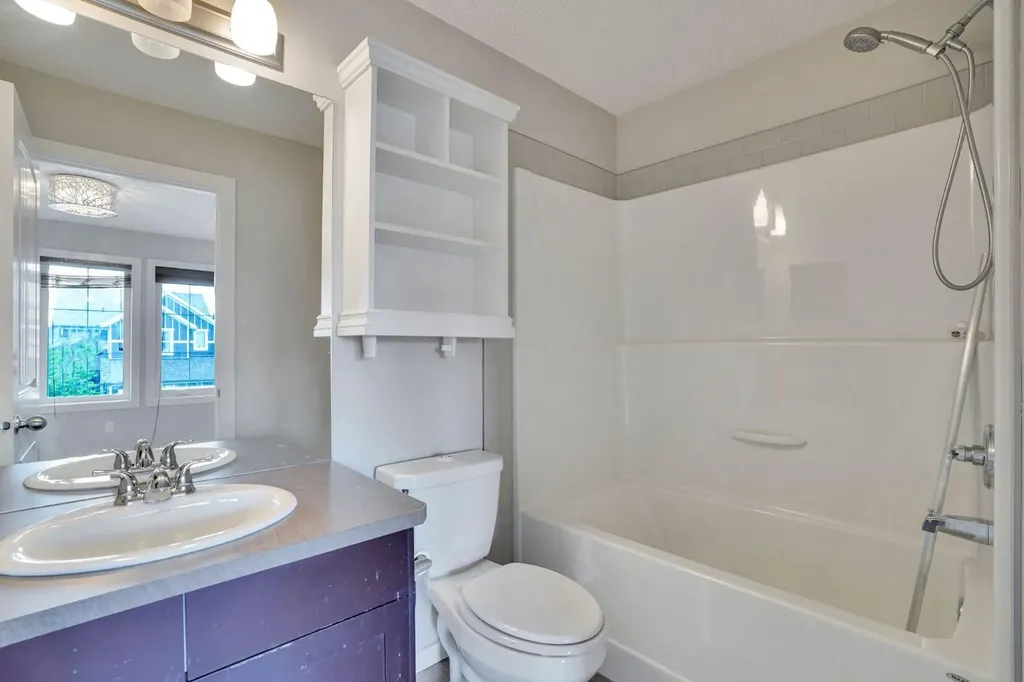 531 Evansborough Way NW Calgary AB T3P 0M8