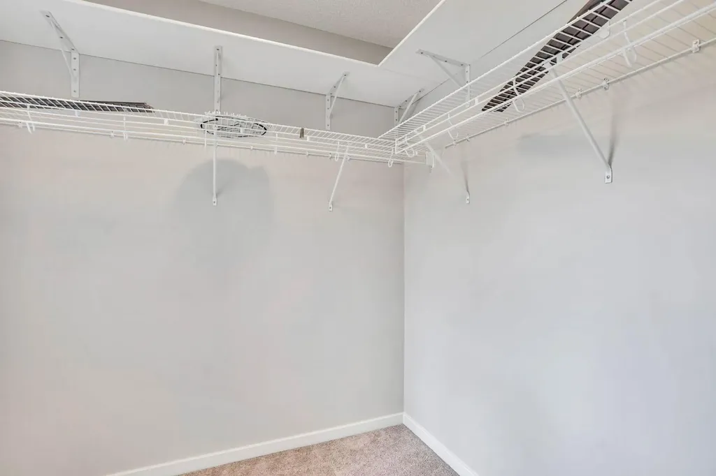 531 Evansborough Way NW Calgary AB T3P 0M8
